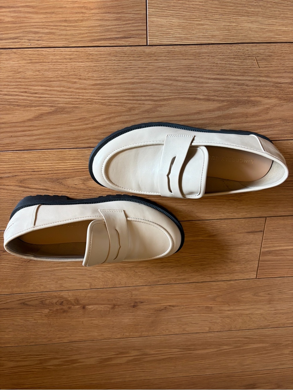 Sincerly Jules Cream Penny Loafers - Picture 2 of 6